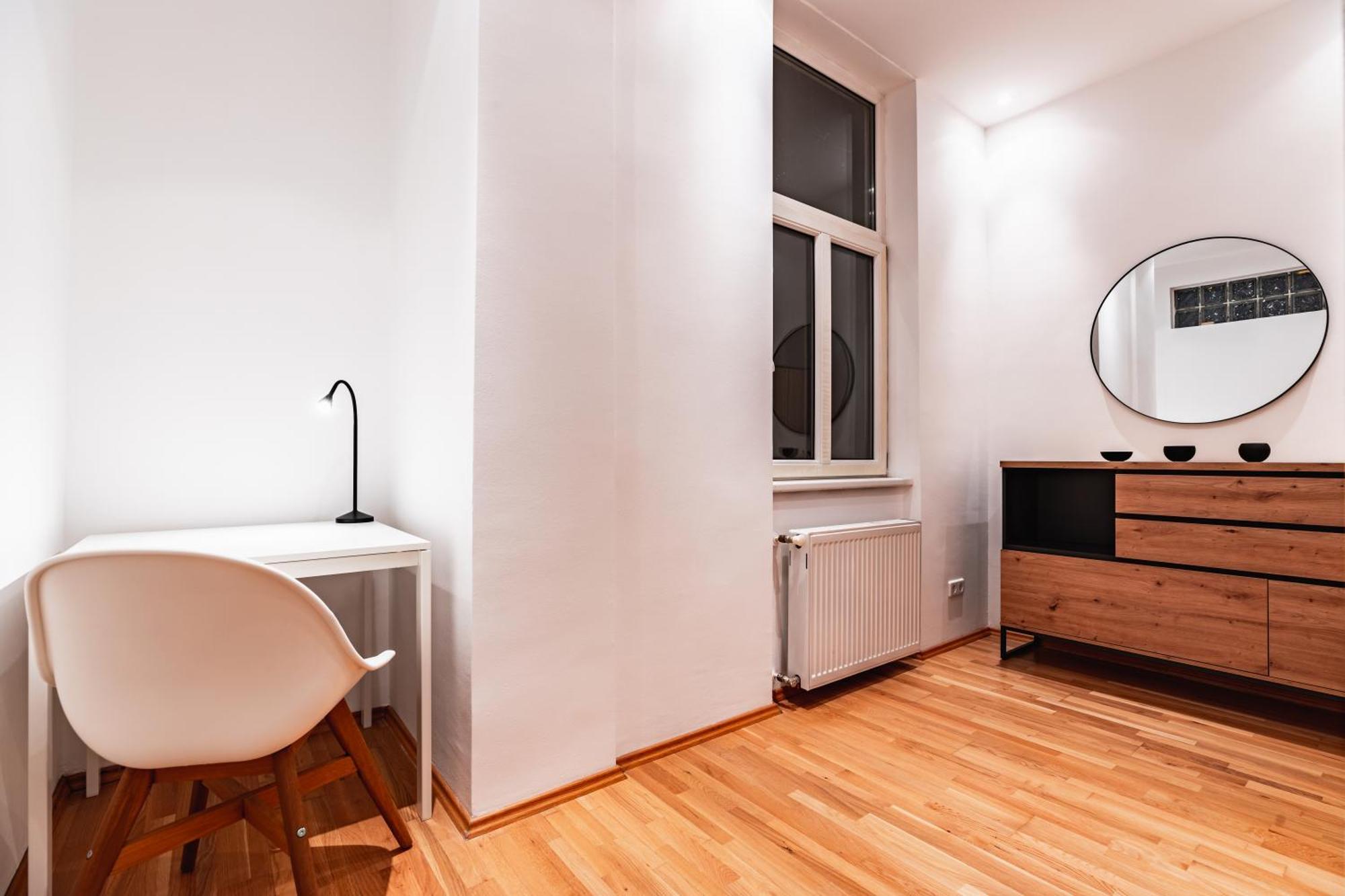 Spacious 3-Room Apt. 15 Min To The City Center Bécs Kültér fotó