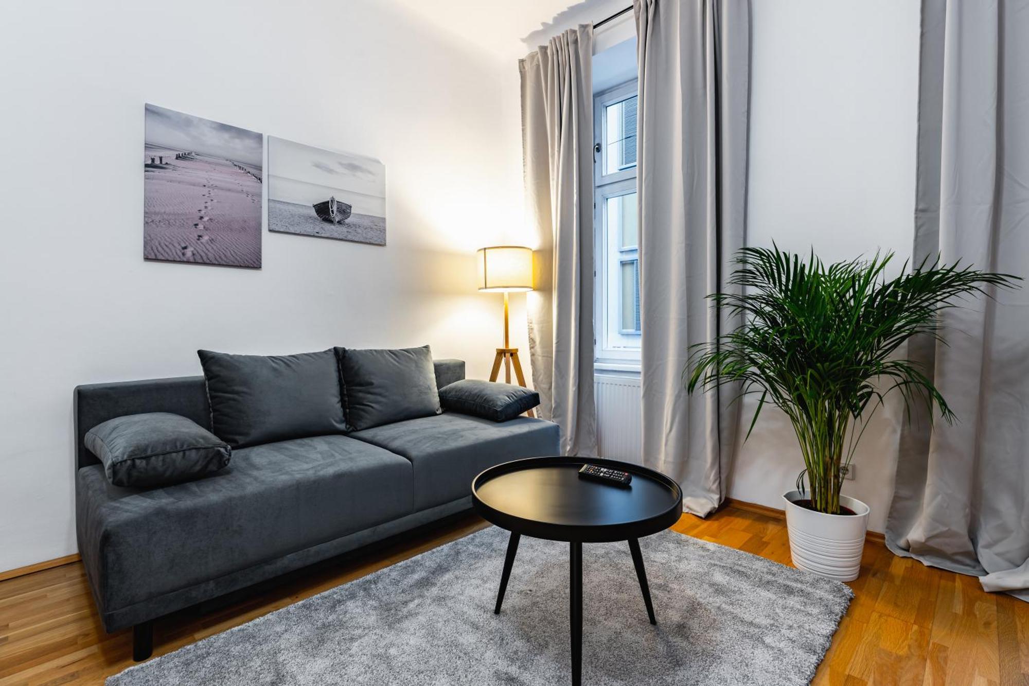 Spacious 3-Room Apt. 15 Min To The City Center Bécs Kültér fotó